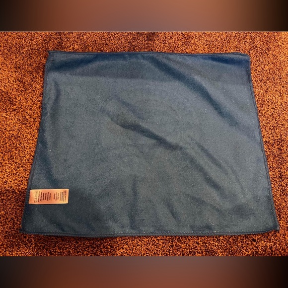 Staples/MLB bud light Toronto blue jays microfiber cloth - Picture 6 of 6